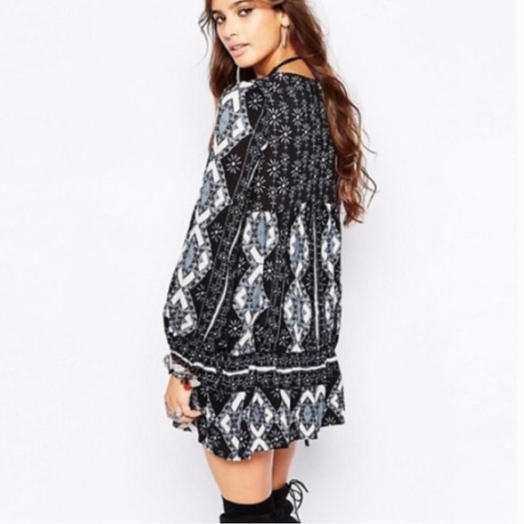 Free People Down By The Bay ~Size XS~ Long Sleeve Flowy Boho Tunic Peasant Dress - Picture 3 of 15